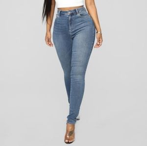 Hustlin' Hard High Rise Skinnies - Medium Blue Wash